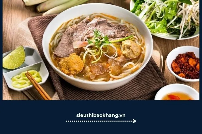 quán bún bò Sài Gòn Sông Hương